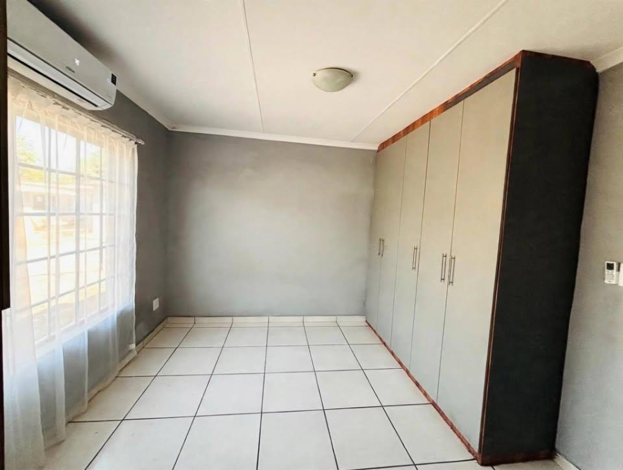 To Let 3 Bedroom Property for Rent in Waterkloof A H North West